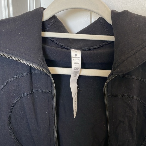 Lululemon long tunic zip-up - Picture 2 of 3